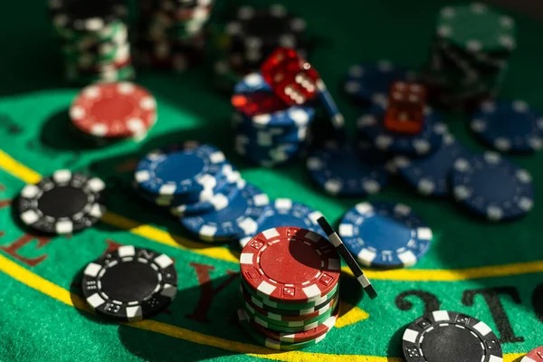 Infinite Blackjack dealer interface showing card dealing and player hands